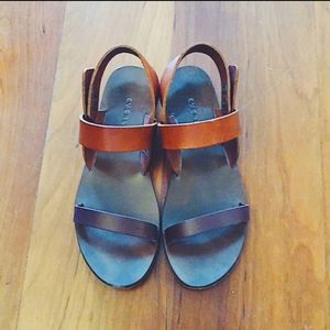 Everlane Two Tone Strap Sandals